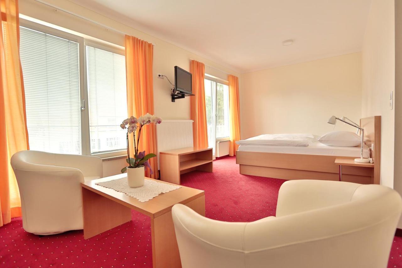 Hotel Reineldis Мурэкк Экстерьер фото
